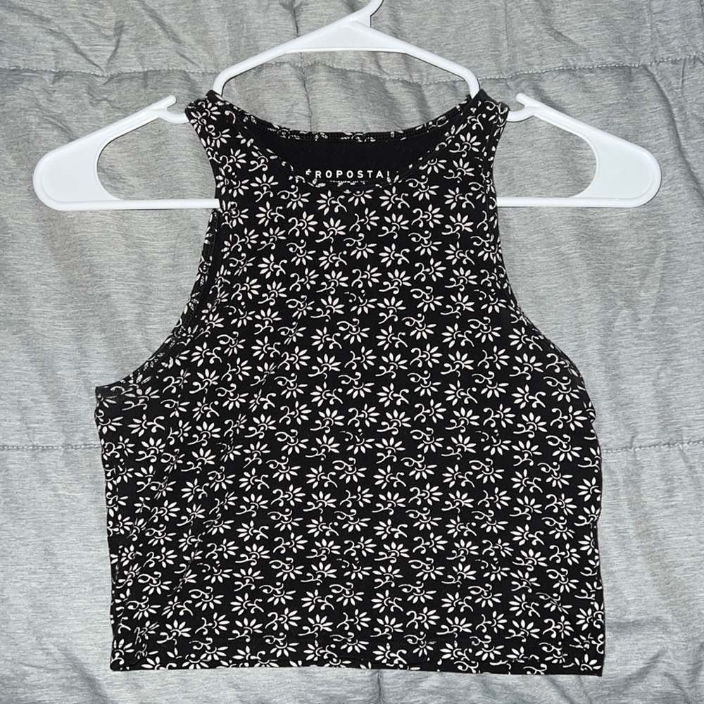 Aeropostale black and white crop top - Small